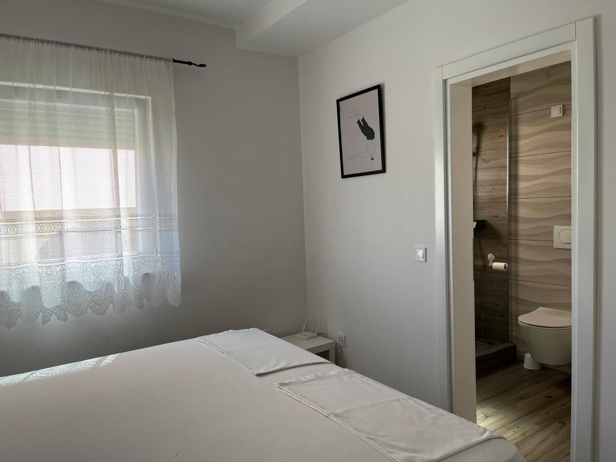Apartmani Mlinar - Two Bedroom Apartment With Seaview Grebaštica Exterior foto